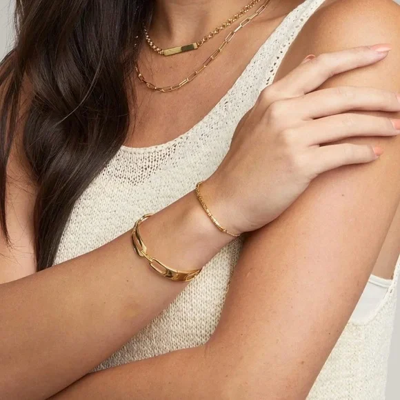 Gorjana Gold Link Bracelet - Picture 3 of 4